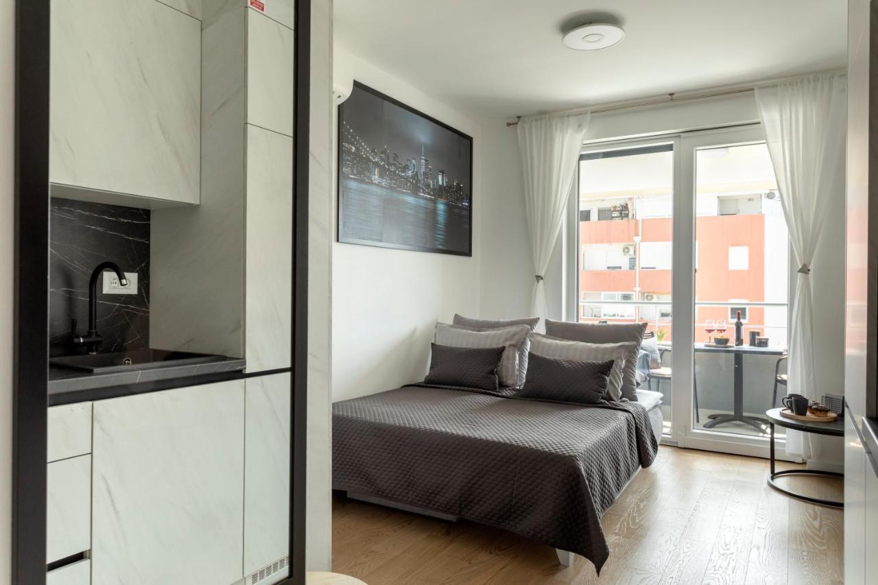 Apartment Elena Ekolu *
